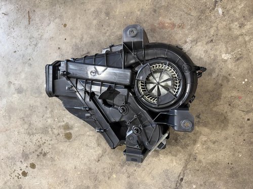 2022 - 2024 OEM CADILLAC ESCALADE ESV REAR BLOWER EVAPORATOR CORE ASSEMBLY