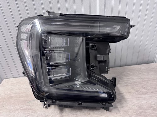 2021 - 2024 OEM GMC Yukon Denali AT4 RH RIGHT Passenger Headlight LAMP PERFECT