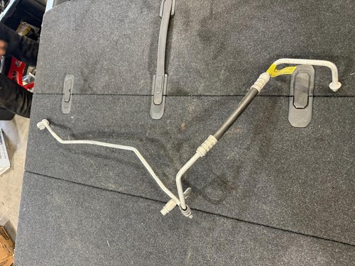 OEM 15-21 JEEP GRAND CHEROKEE Durango AC A/C CONDITIONING LIQUID LINE 68217213AB