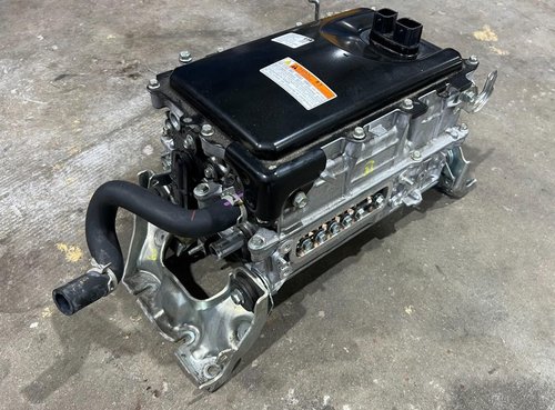 2020 - 2022 OEM TOYOTA COROLLA PRIUS HYBRID INVERTER CONVERTER G9200-47351