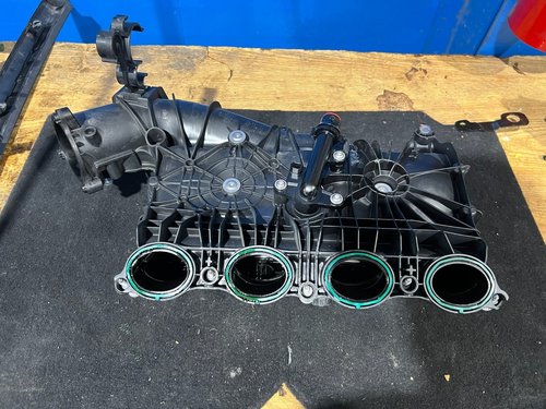 2020 - 2024 BMW X3 G01 OEM Intake Manifold - 11618647975  - 9K MILES
