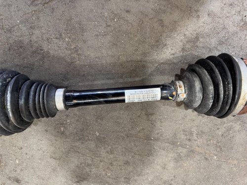 2019 - 2024 OEM VOLVO XC40 FRONT LEFT LH DRIVER SIDE CV AXLE SHAFT 32240098