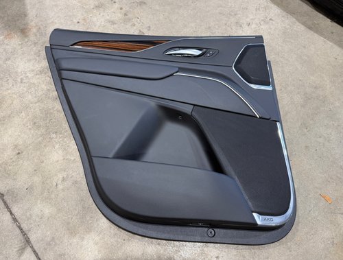2021 - 2024 OEM CADILLAC ESCALADE PREMIUM REAR LEFT LH DRIVER SIDE DOOR PANEL