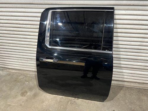 2020 - 2023 OEM GMC SIERRA 2500 3500 HD DENALI CREW CAB REAR RIGHT RH DOOR GB8