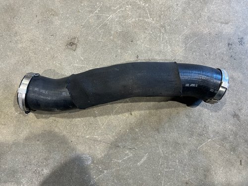 2017 - 2025 OEM PORSCHE PANAMERA 4.0L TURBO RIGHT INTERCOOLER PRESSURE HOSE PIPE
