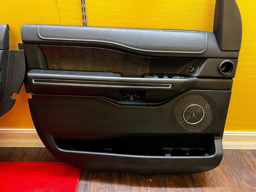 22-24 FORD EXPEDITION LIMITED OEM FRONT LEFT BLACK EBONY DOOR PANEL WOODGRAIN